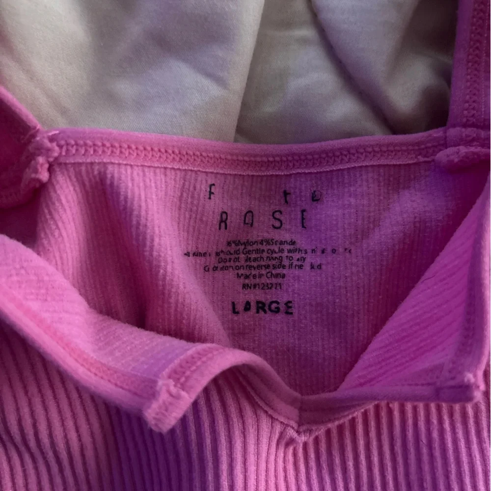 Pink Ribbed Tank Top - Large - Picture 3 of 3